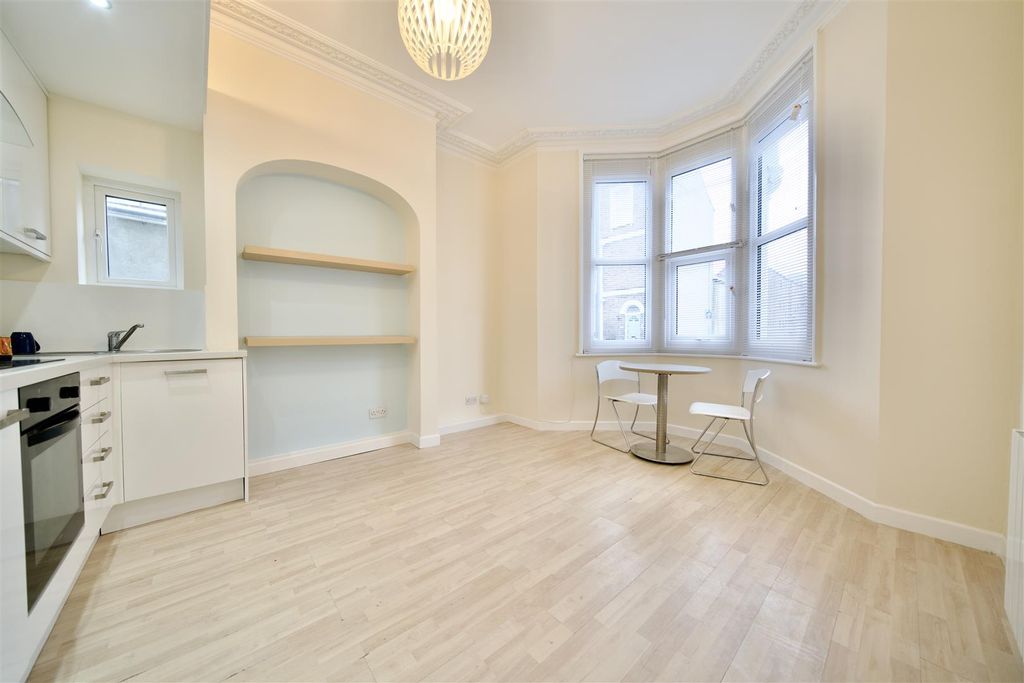 Property photo 1 of 9 Dsc07811.Jpeg