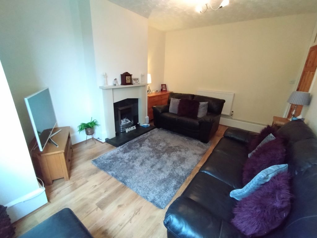 Property photo 3 of 23