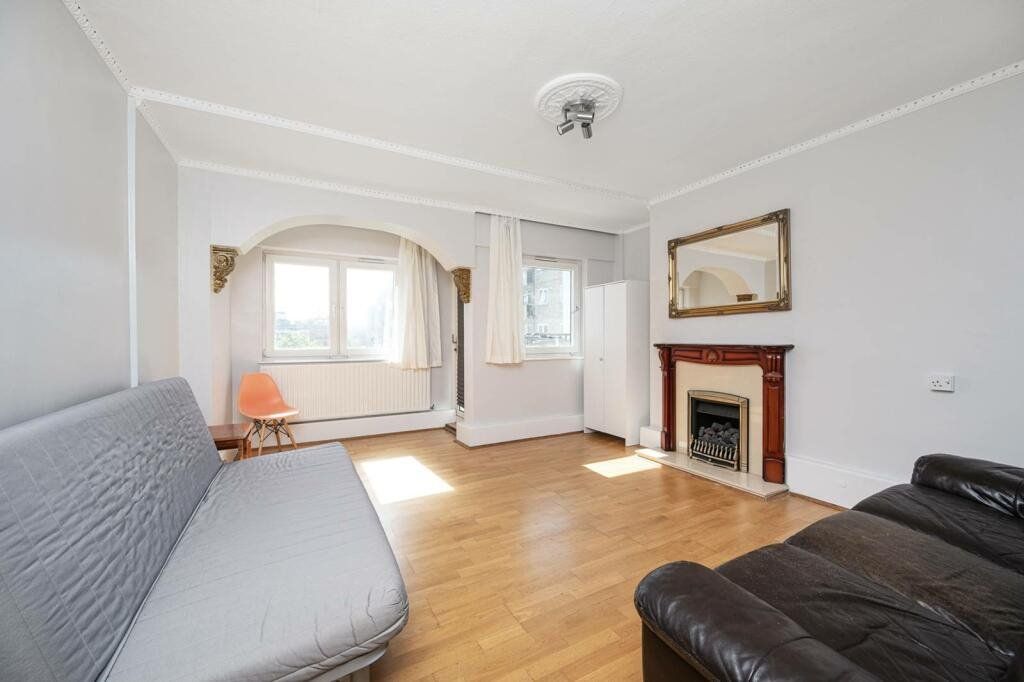 Property photo 1 of 6