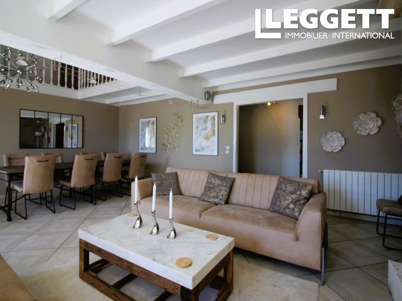 Property photo 3 of 10