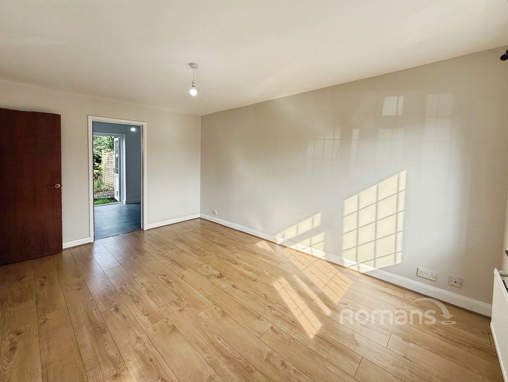 Property photo 3 of 13 Pbox-Img.Jpg