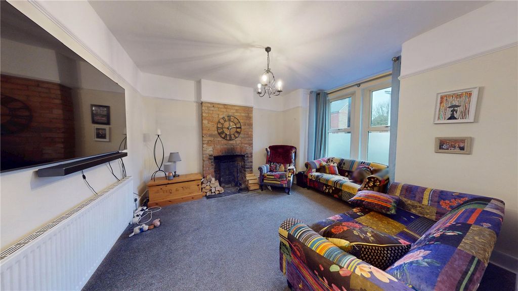 Property photo 2 of 22 Picture No. 02