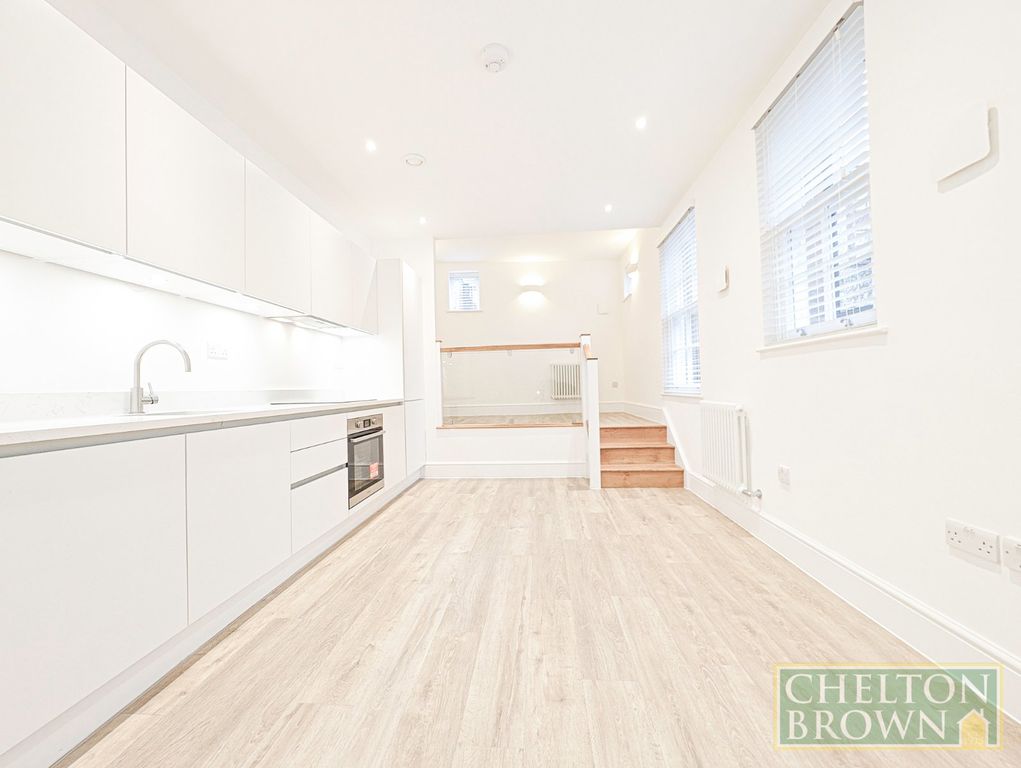 Property photo 2 of 19 Living Space