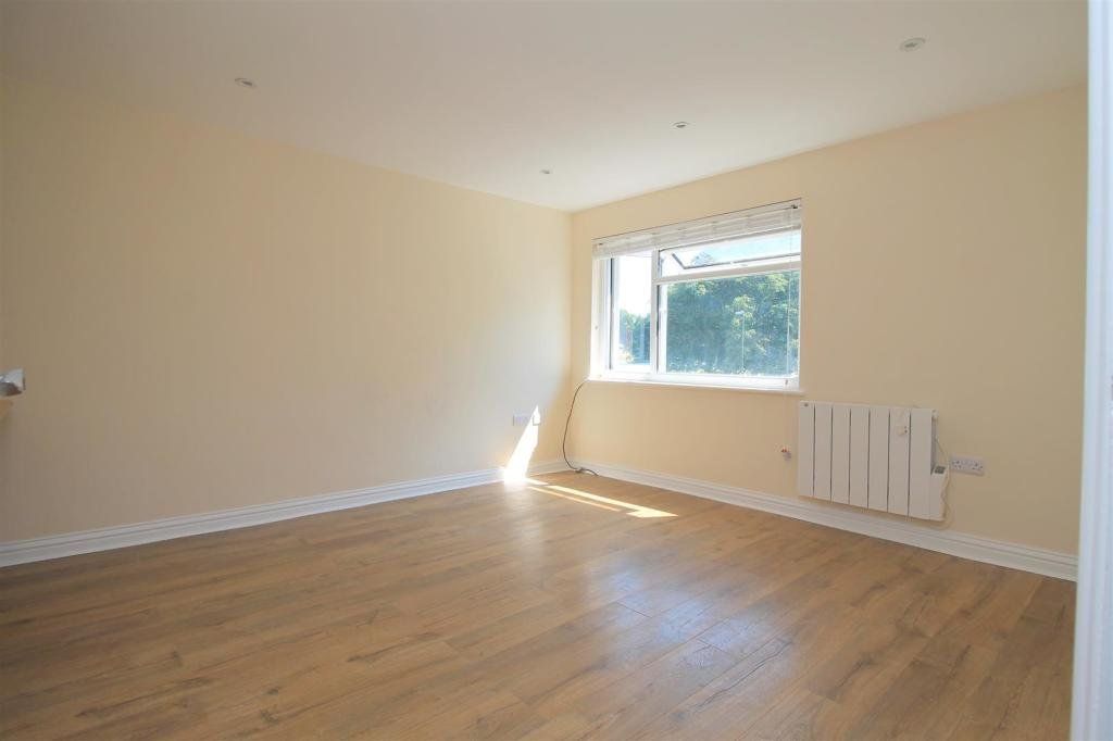 Property photo 2 of 6 Living Room