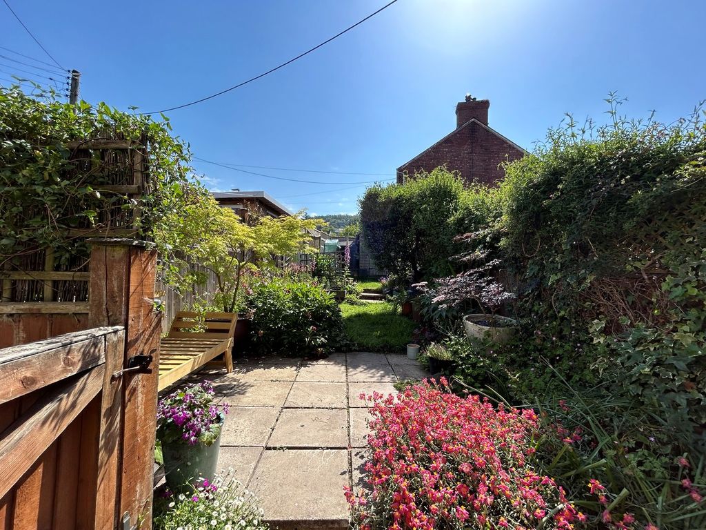 Property photo 2 of 15
