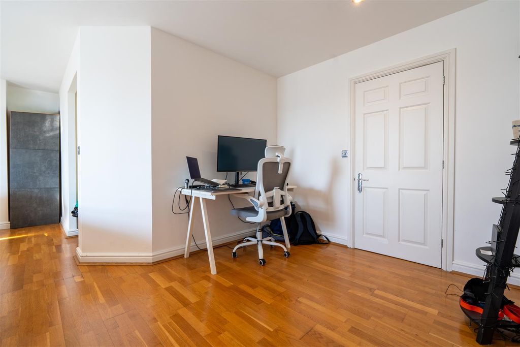 Additional image 6 of 2 bed flat to rentDale Street, Leamington Spa CV32