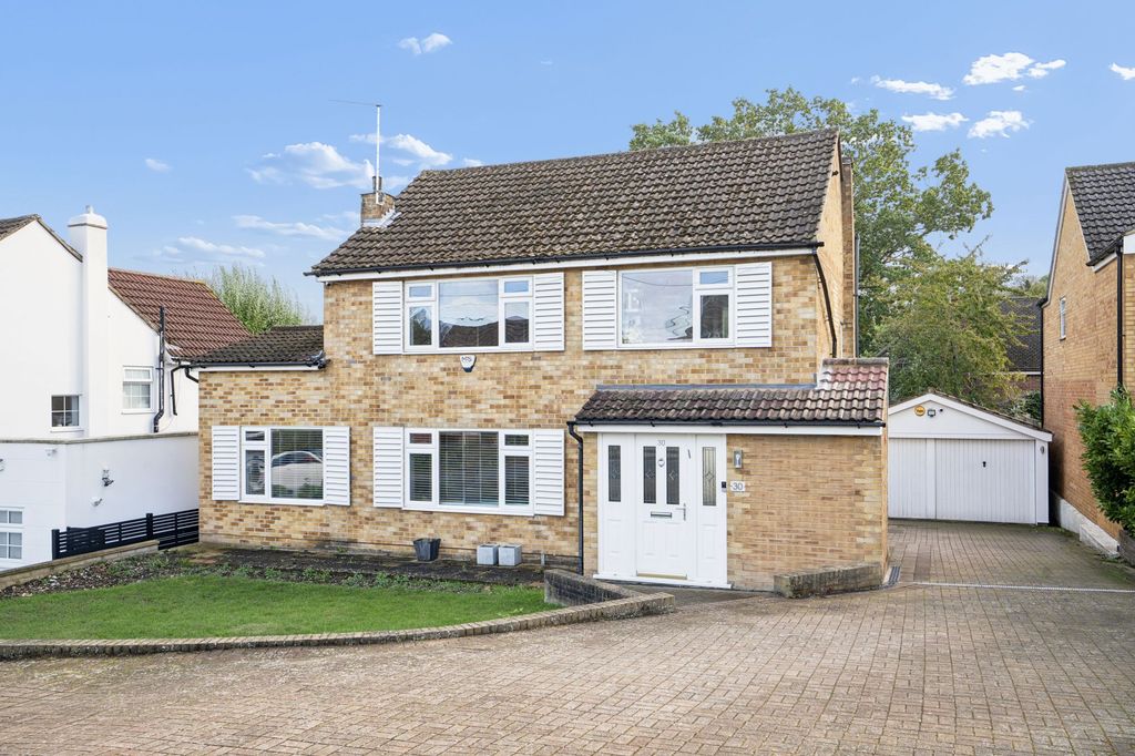 Property photo 1 of 16