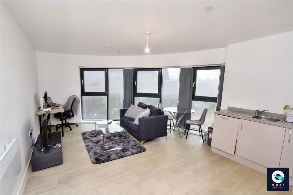 Property photo 2 of 6