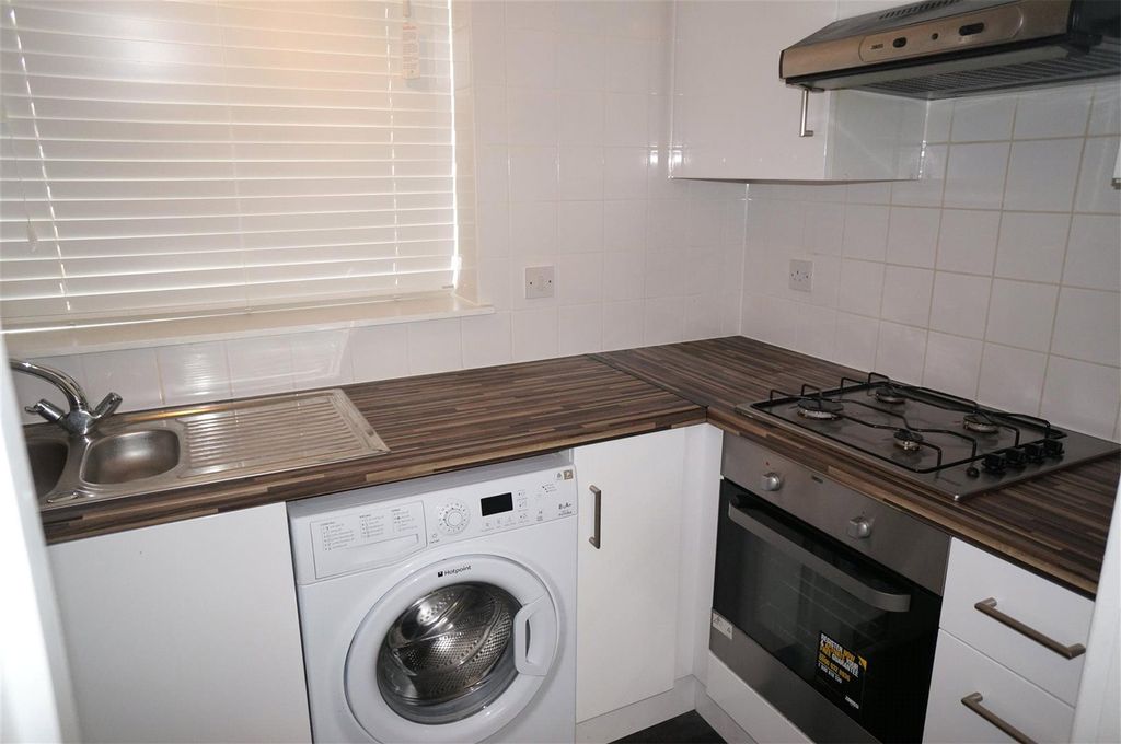 Property photo 2 of 6 Picture No. 05