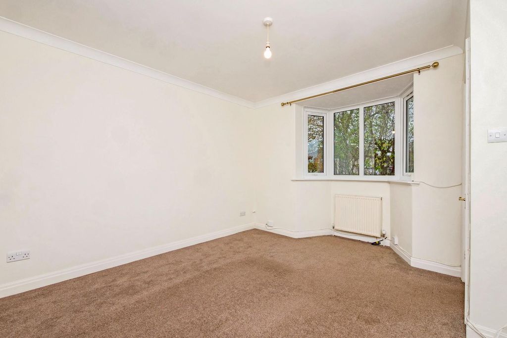 Property photo 3 of 21 Pnmb0203.Jpg