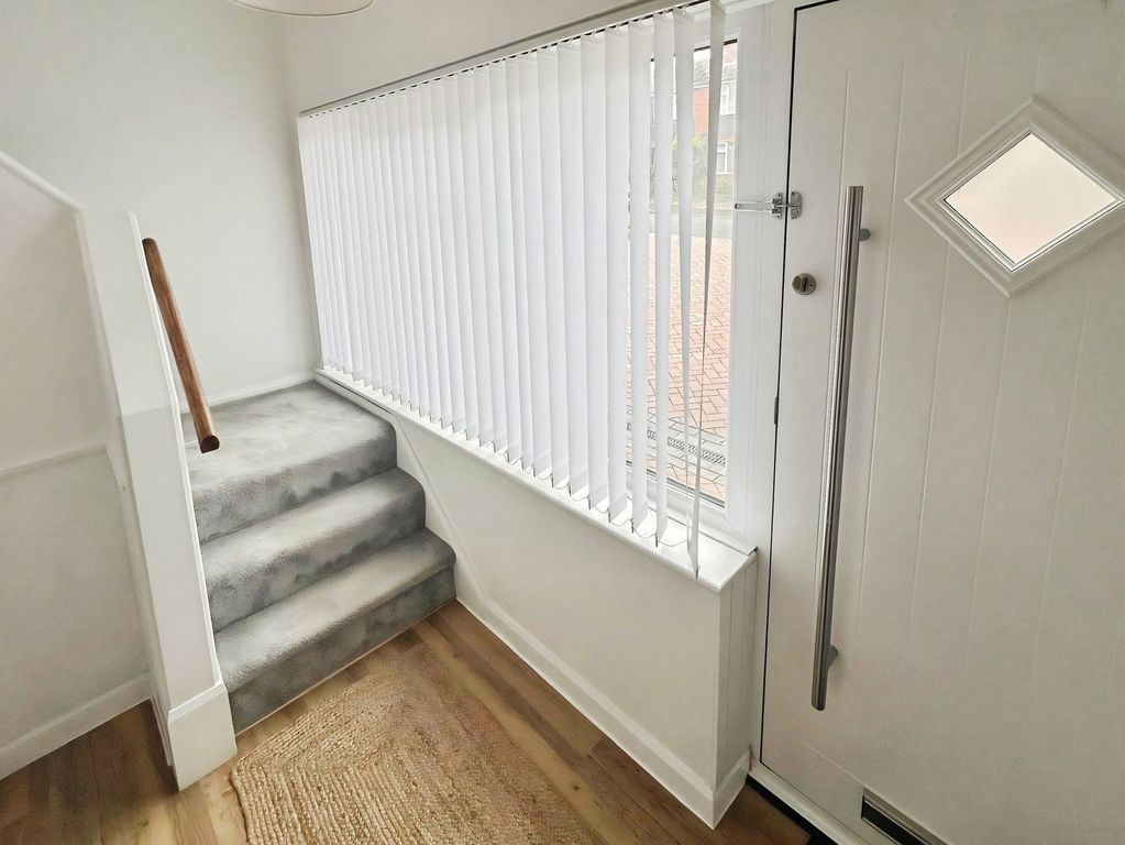 Property photo 3 of 24