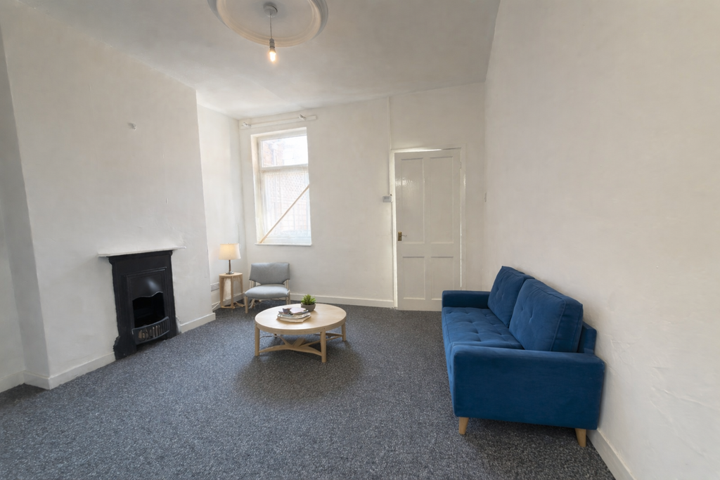 Property photo 2 of 8