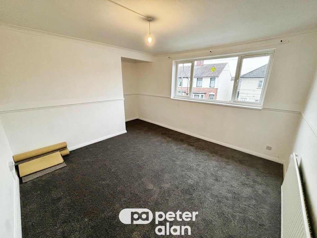 Property photo 2 of 10 Image