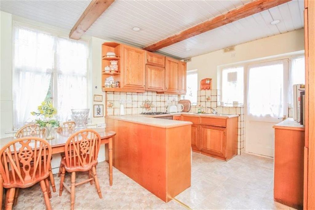 Property photo 1 of 12 (Main)