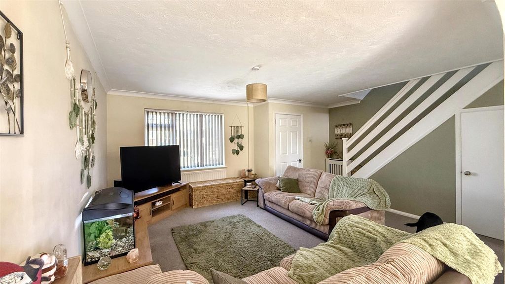 Property photo 2 of 12 Img_8098.Jpg