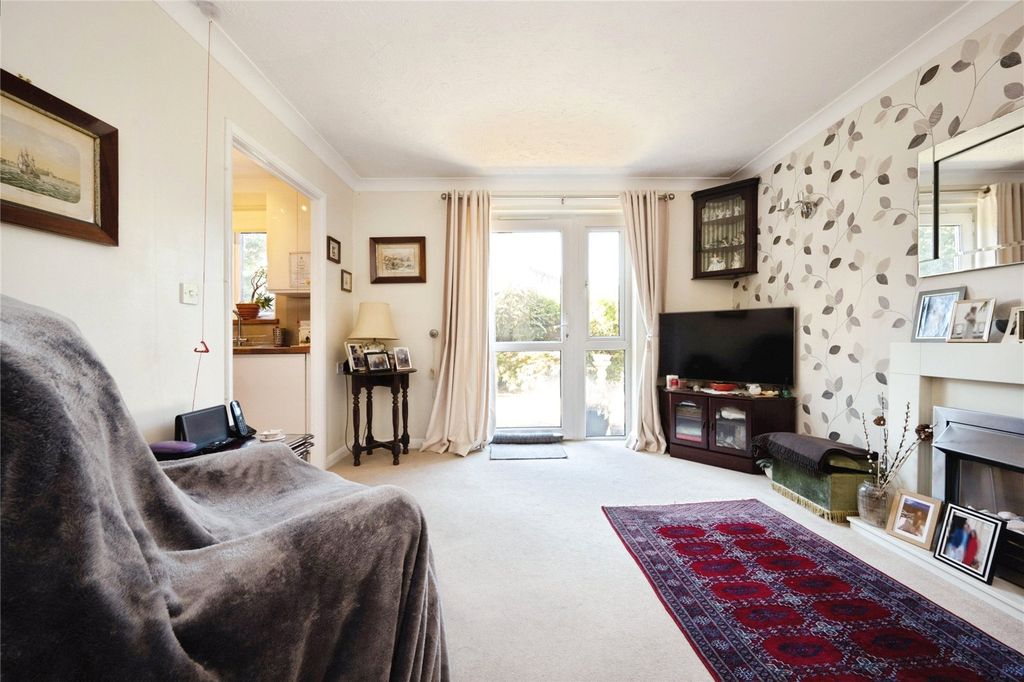 Property photo 2 of 16 Picture No. 19