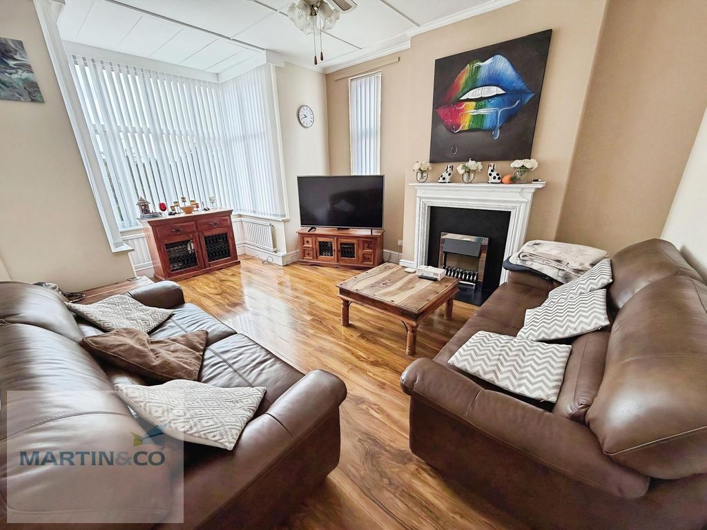 Property photo 2 of 16 User_Edited_Photo-Da35cd0B_User-Edited-19Ab4301-Eb