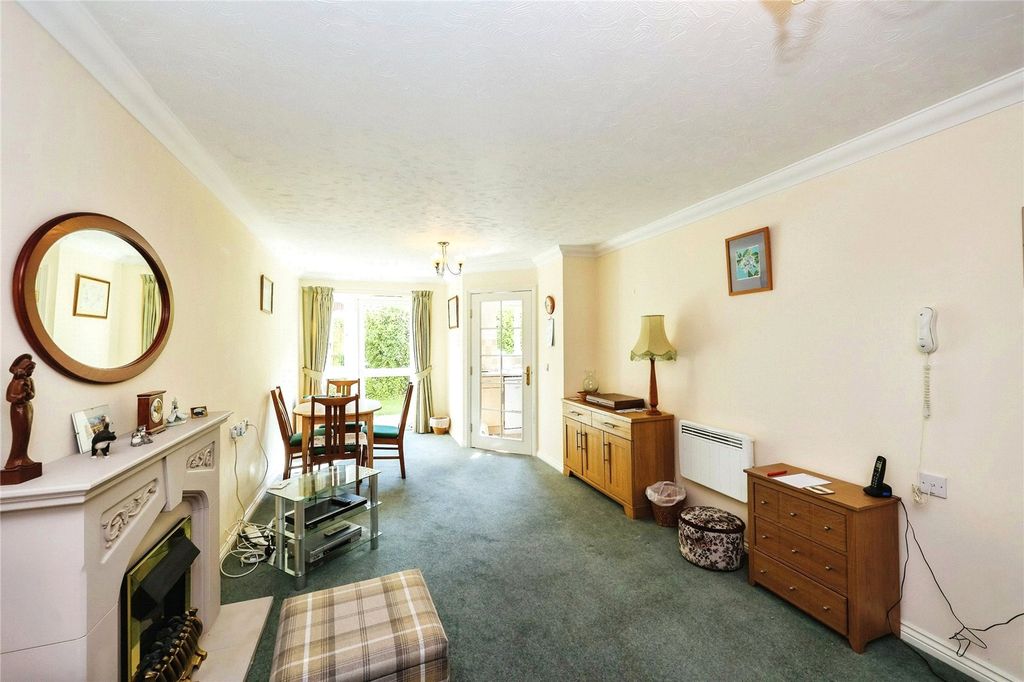 Property photo 3 of 10 Picture No. 06