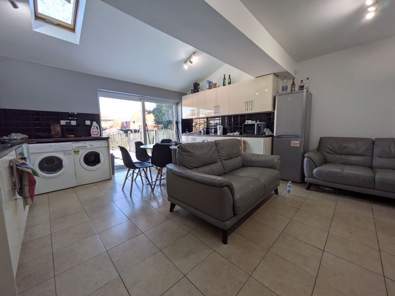 Property photo 3 of 14 Photo 12