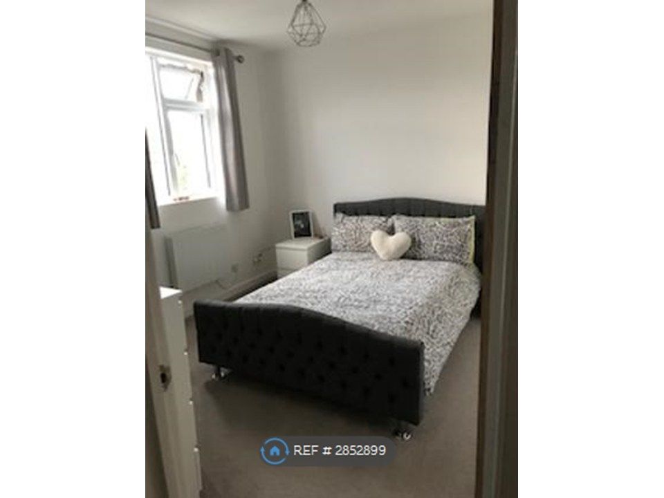 Property photo 3 of 3