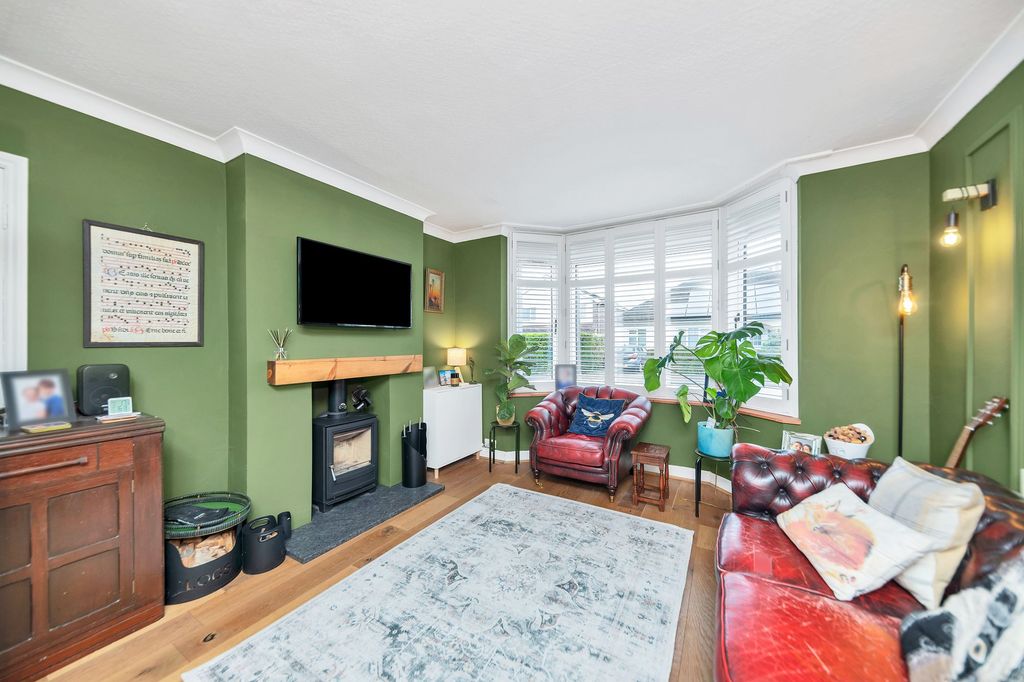 Property photo 3 of 21