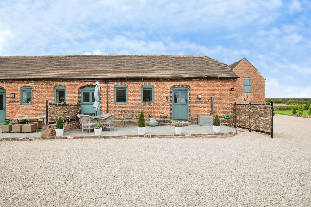 Property photo 1 of 25 A45Ae3A0-Mw26-2719