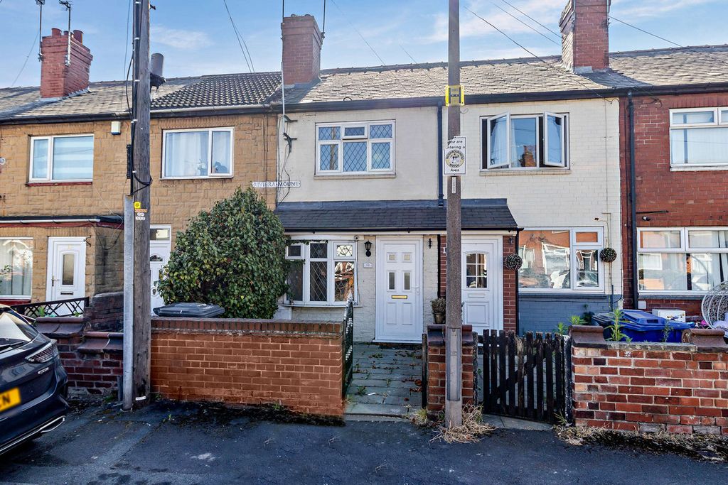 Property photo 2 of 7