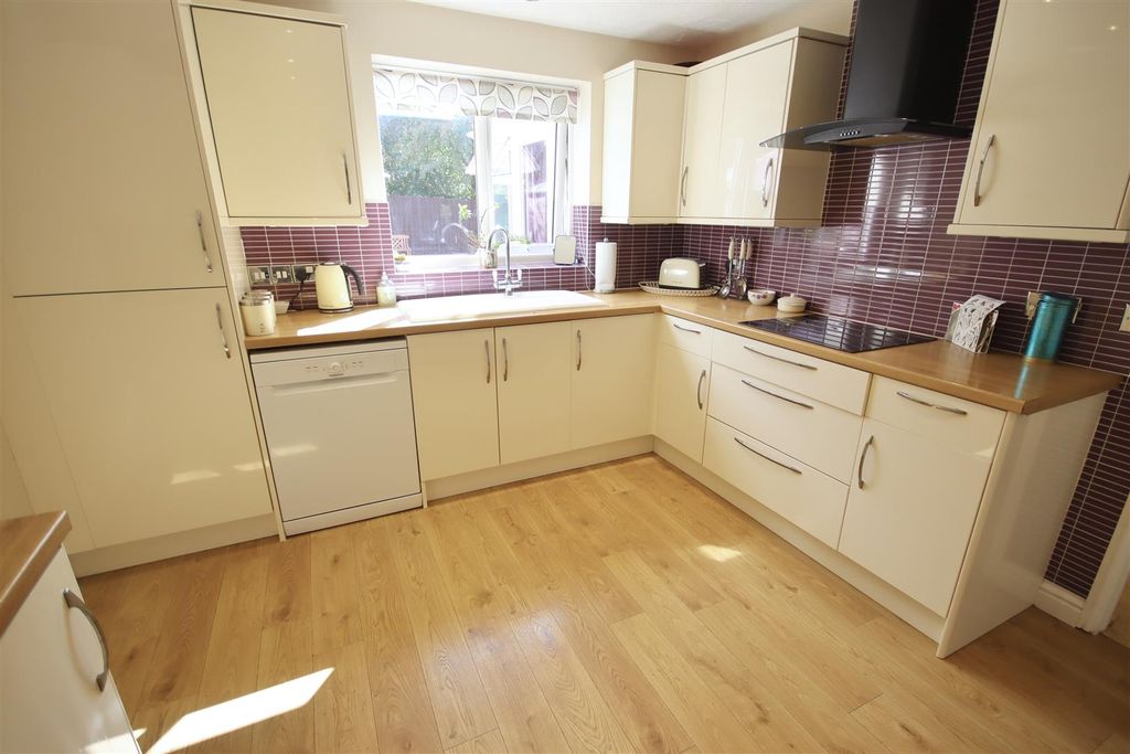 Property photo 3 of 19 Img_0225.Jpg