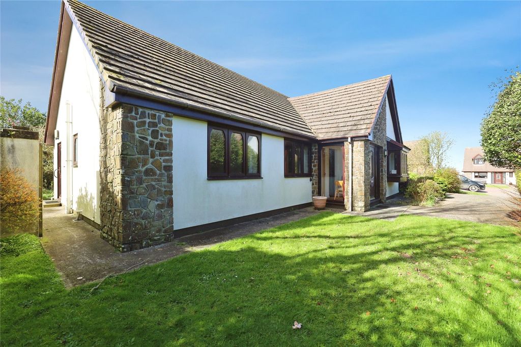 Property photo 2 of 25 Picture No. 44