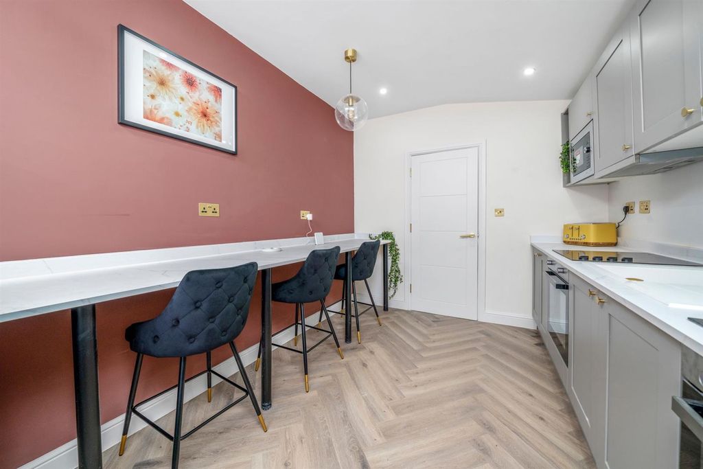 Property photo 3 of 4 Photo-2024-12-28-14-14-26.Jpg