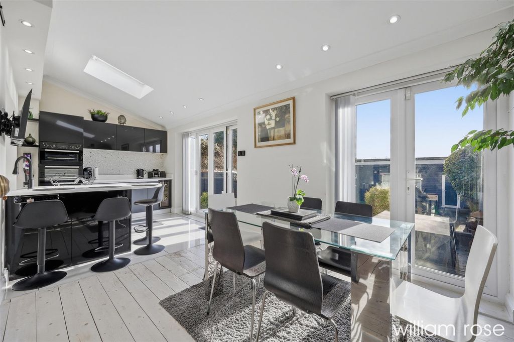 Property photo 2 of 31 Img_1260.Jpg