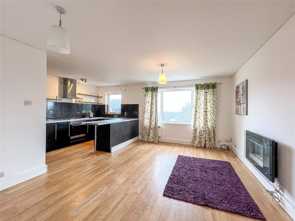 Property photo 3 of 8 Picture No. 03
