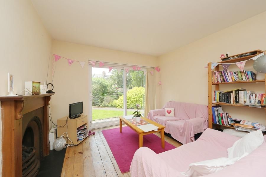 Property photo 1 of 8 1, 191 Cedars LIV Ne