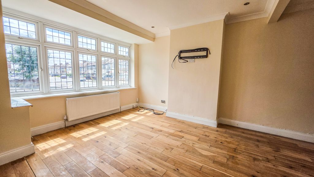 Property photo 3 of 14 Picture No. 04