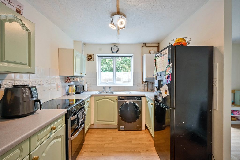 Property photo 2 of 24 Picture No. 26