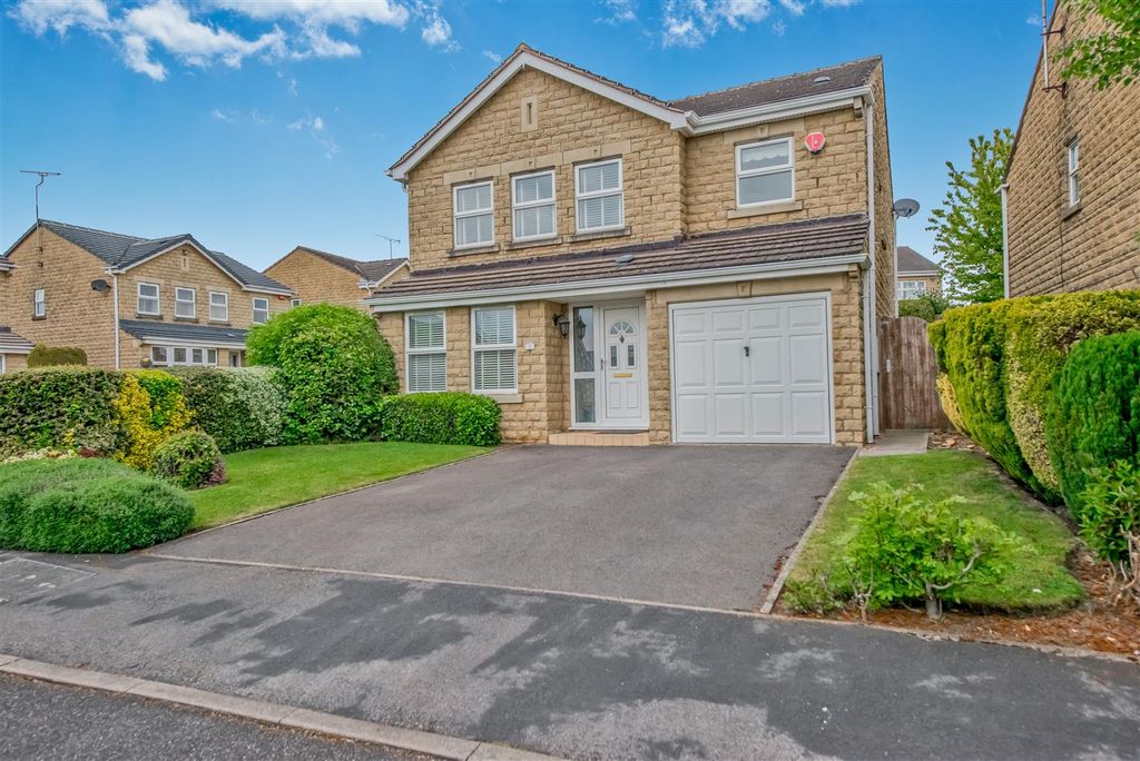Property photo 1 of 34