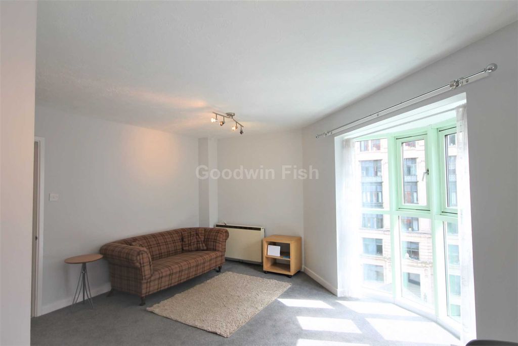 Property photo 3 of 19