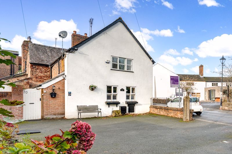 Property photo 1 of 33 Photo 30