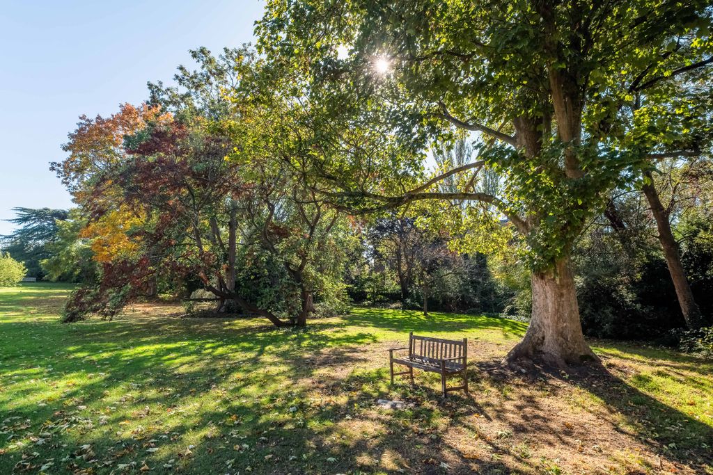 Property photo 3 of 15