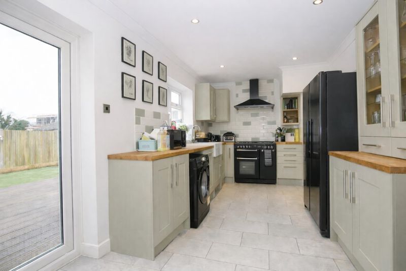 Property photo 3 of 16 Photo 3