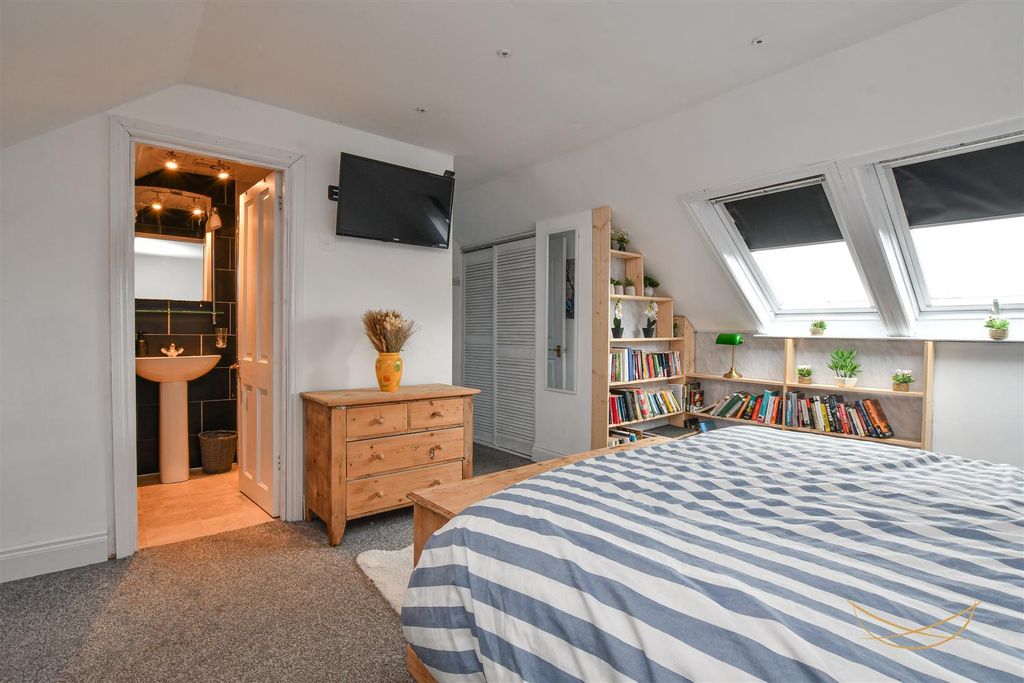 Additional image 28 of 4 bed semi-detached house for saleStation Road, Greenisland BT38