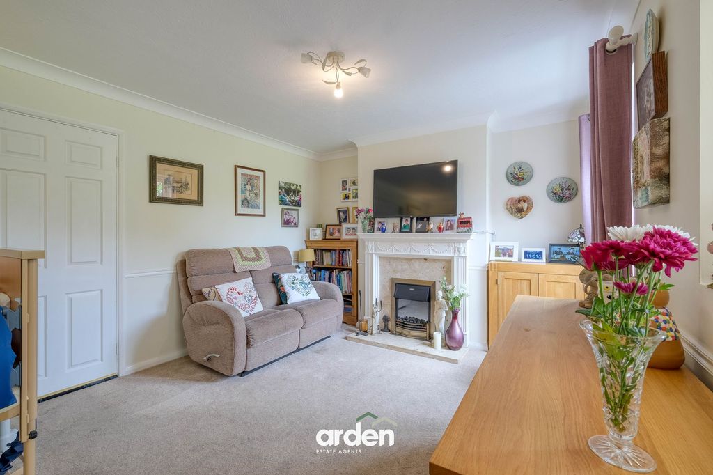 Property photo 2 of 18