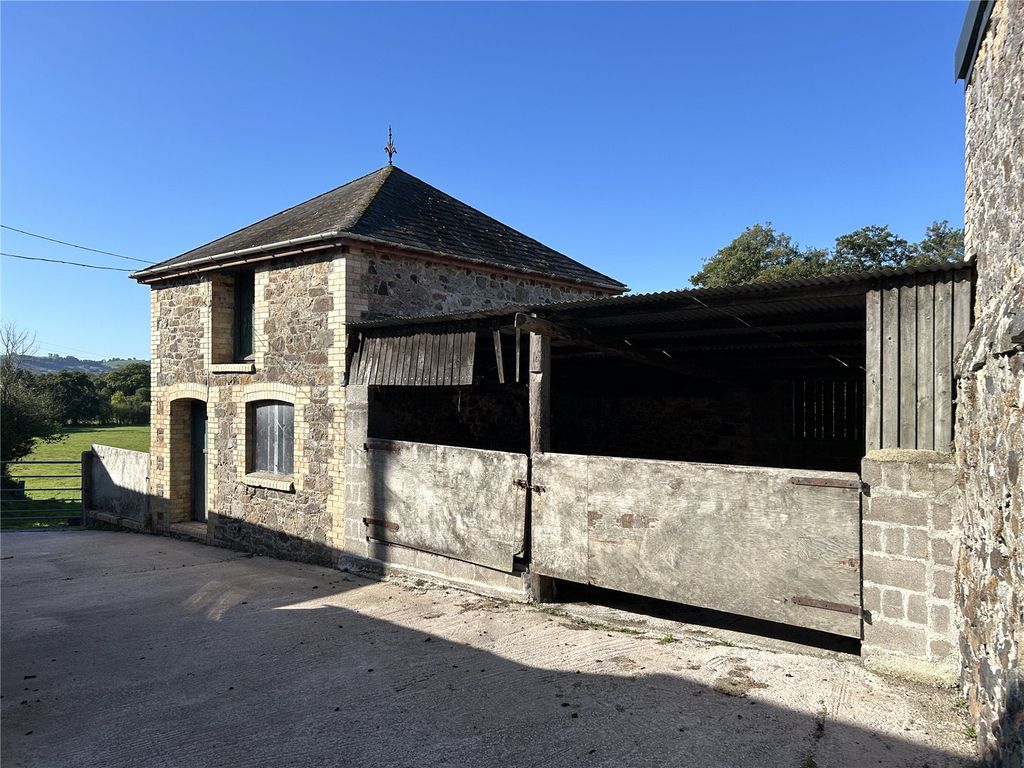 Property photo 2 of 11 Picture No. 02