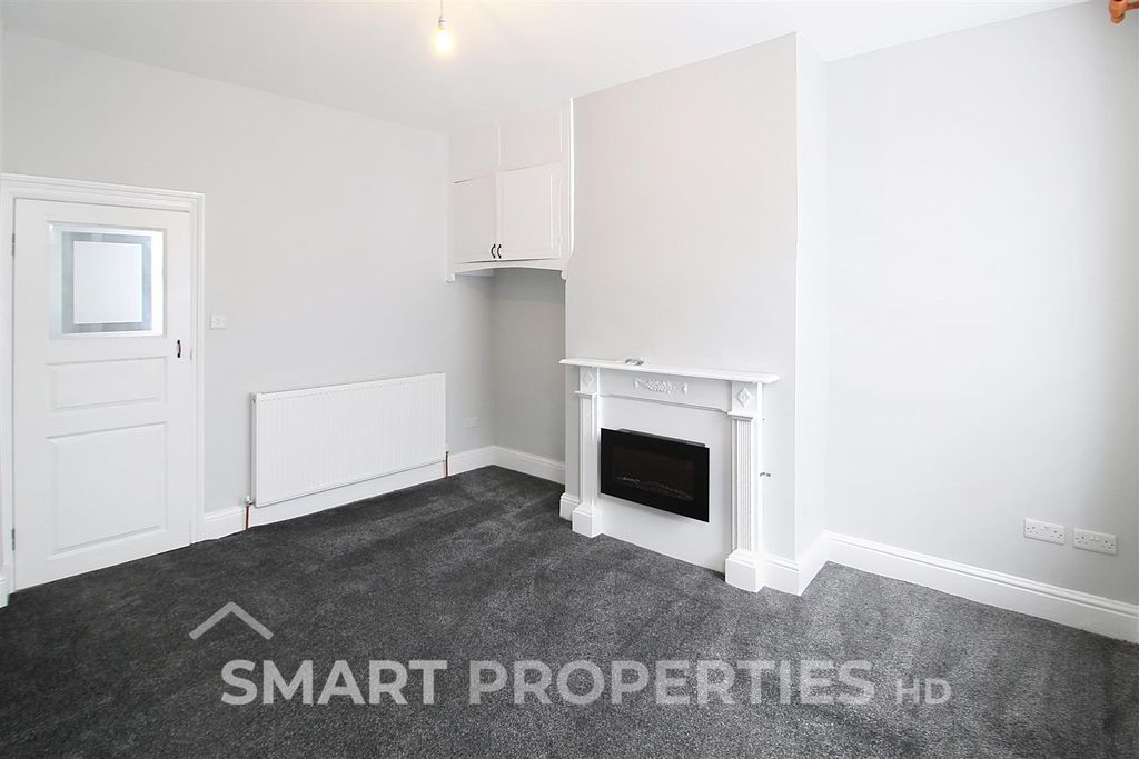 Property photo 2 of 8 Living Room