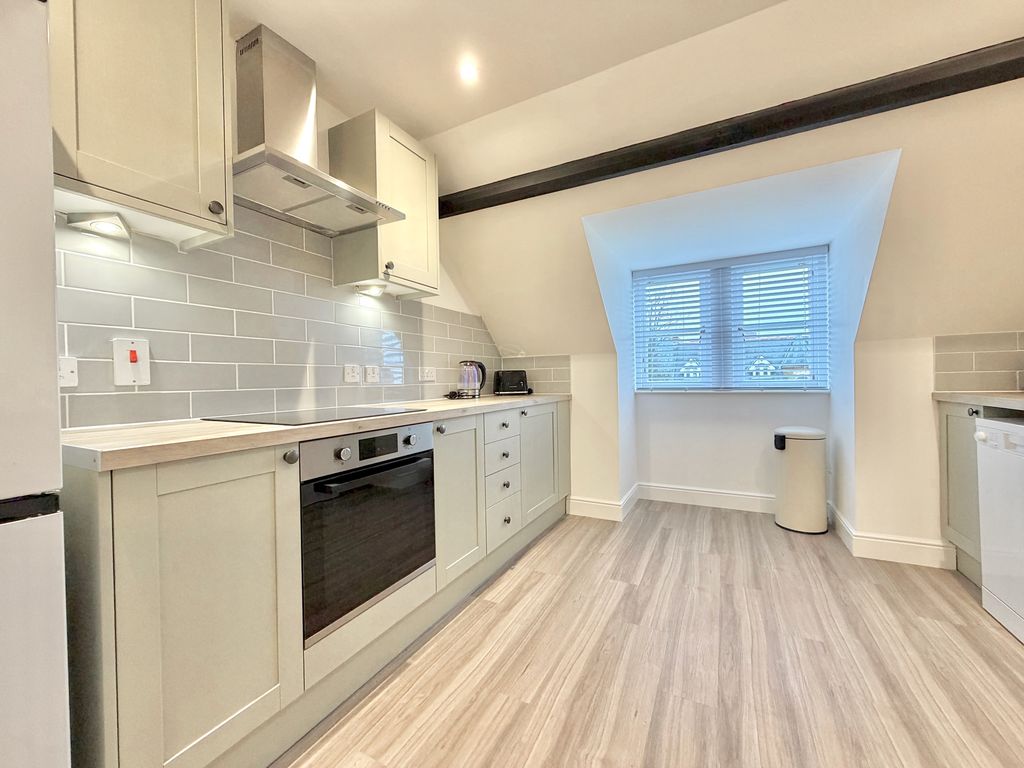 Property photo 2 of 15 Kitchen