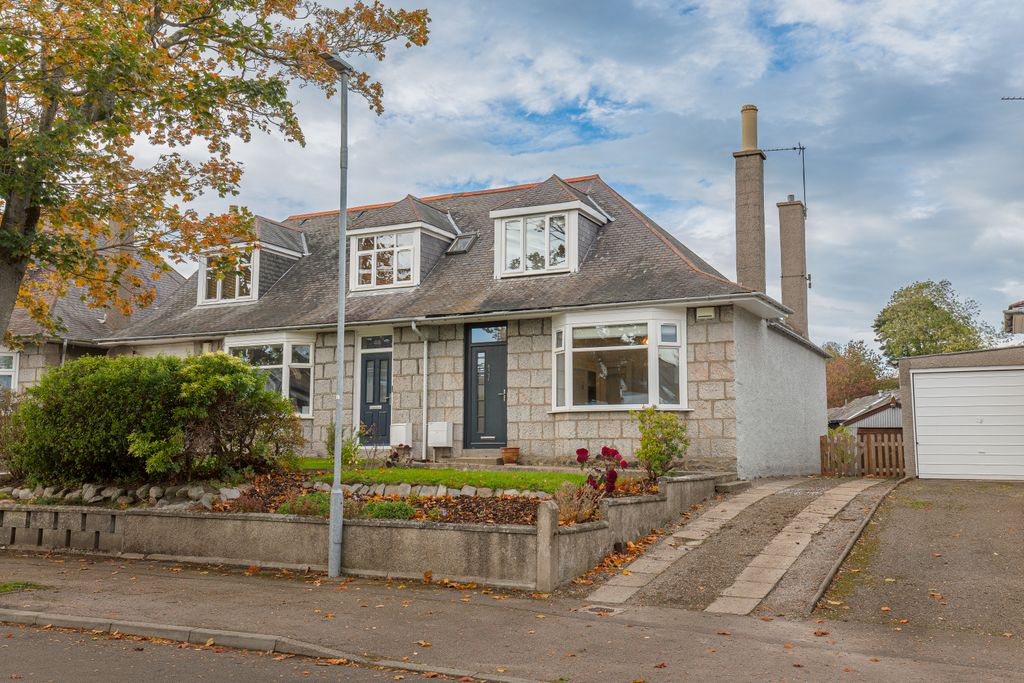 Property photo 1 of 15 Ext