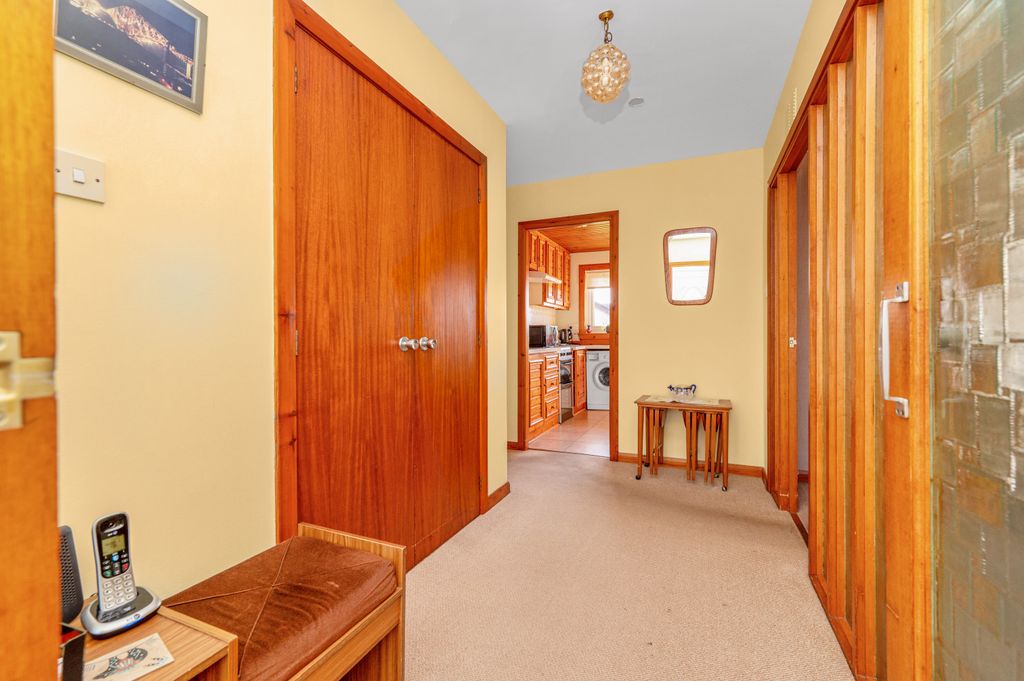 Property photo 2 of 26 Property Image 2