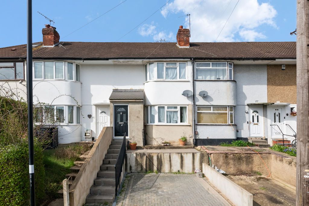 Property photo 1 of 13 Photo 9