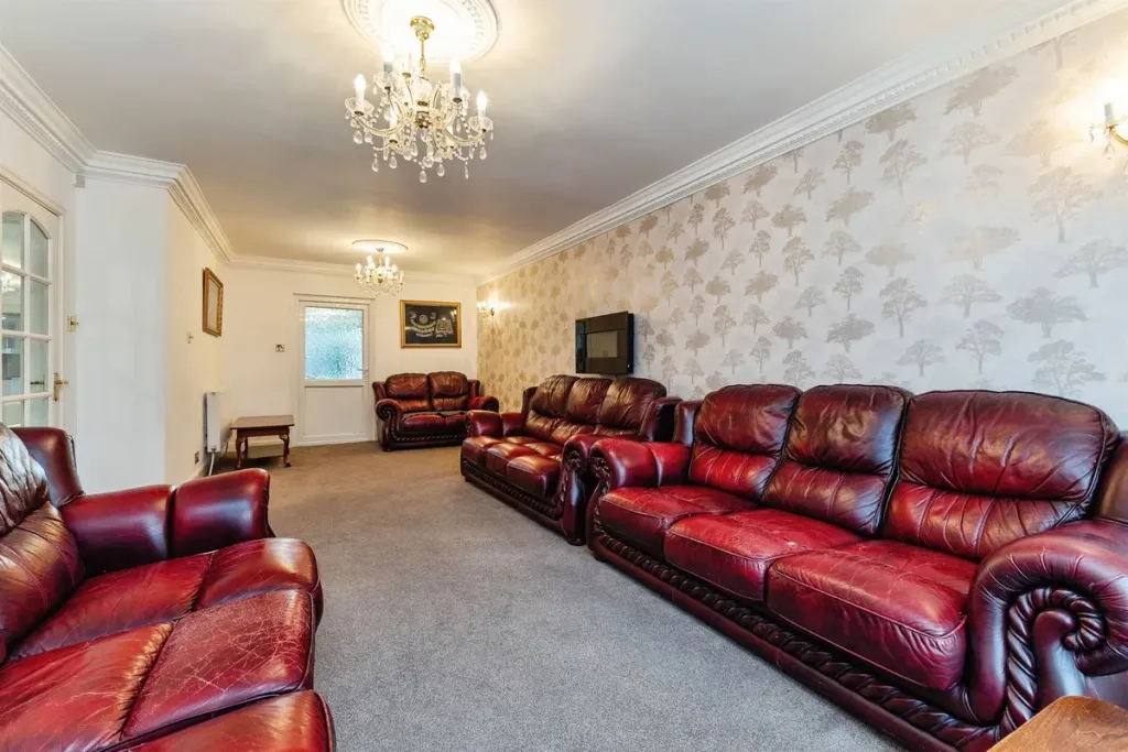 Additional image 4 of 5 bed semi-detached house for saleHeythrop Drive, Middlesbrough TS5
