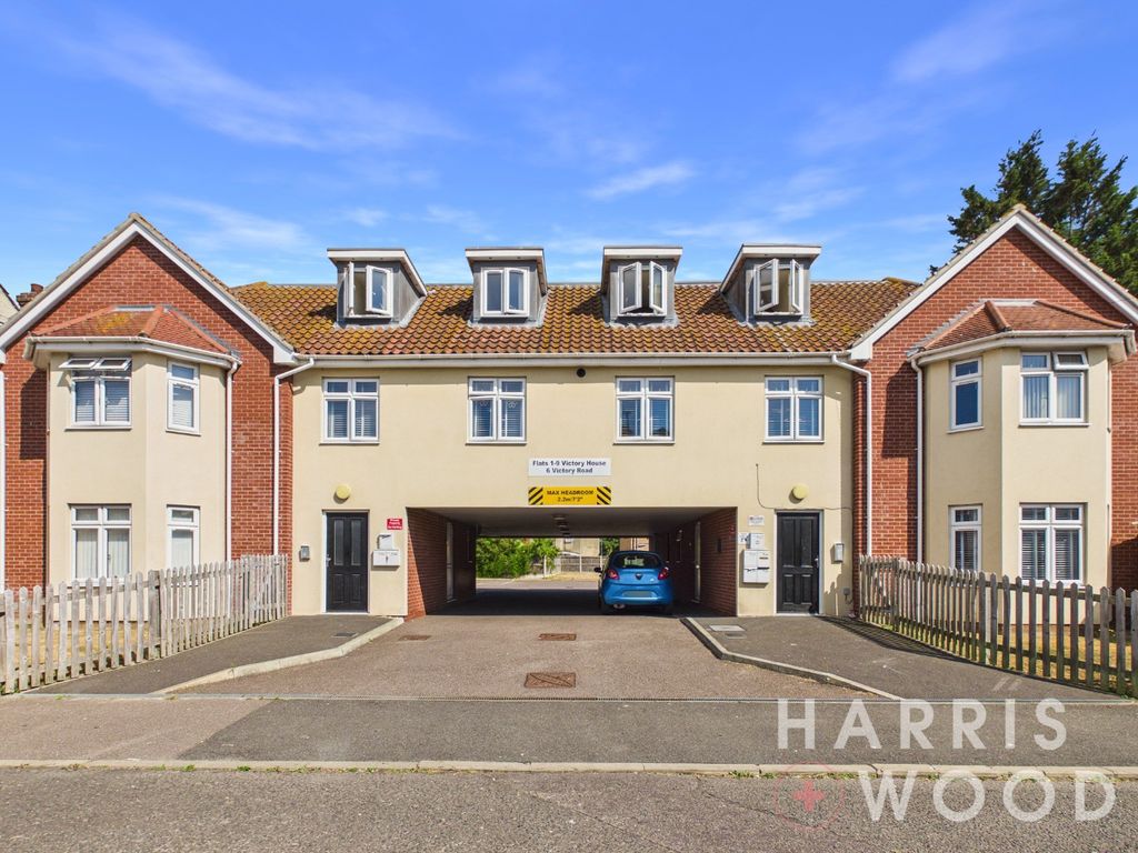 Property photo 1 of 11 5284631